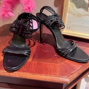 Gucci Vintage Black Strappy Heels with Glossy Finish